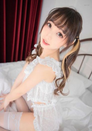 高贵女王脚奴视频vk_720神马影院手机在线