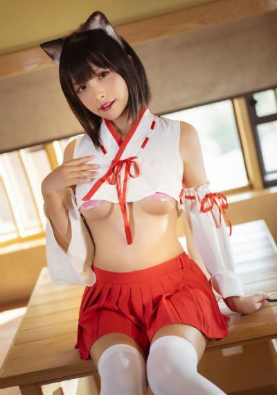 女王圣水调教_BD英语视频大全
