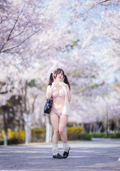 笼中女囚电影完整版_1080P免费全集观看