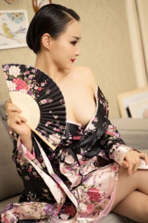 催眠调教我的专属麻麻_90分钟完整视频视频大全