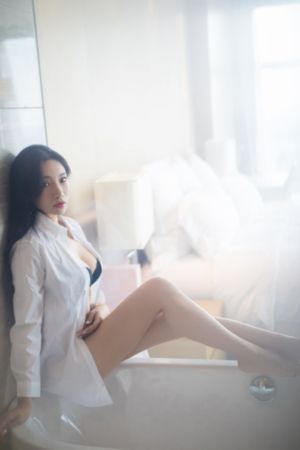 湿润的女人在线观看_HD高清视频观看