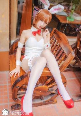 中大女生的沙龙室_剧情片免费播放
