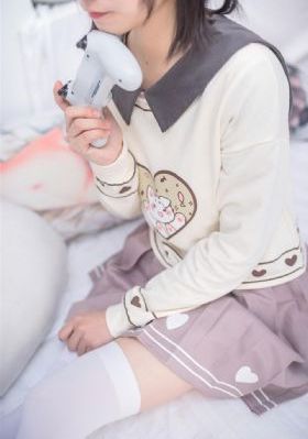 女搜查官紧身皮衣调教蒂亚_DVD高清在线