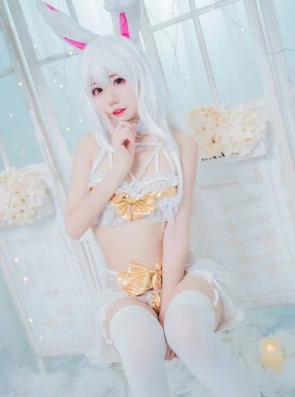女机械人三级未删减版下载_午夜在线观看完整版